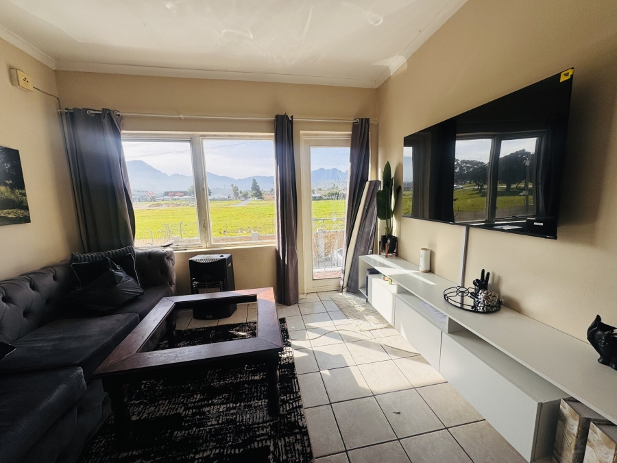 To Let 2 Bedroom Property for Rent in Rome Western Cape